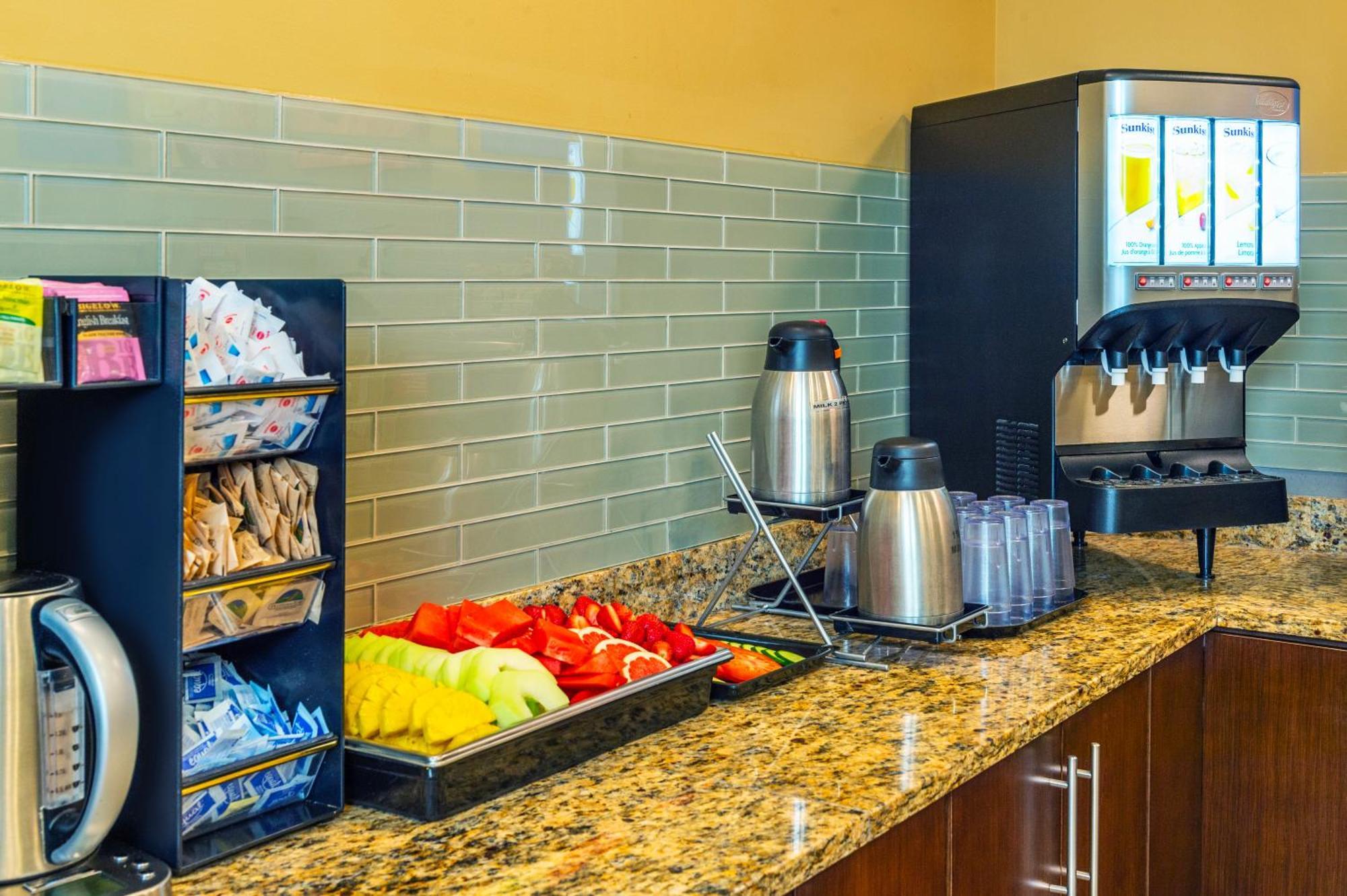 Comfort Inn & Suites Terrace Ngoại thất bức ảnh